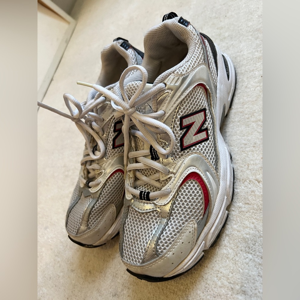 New balance 530 V2 Retro White Silver Red Men Women running shoes
